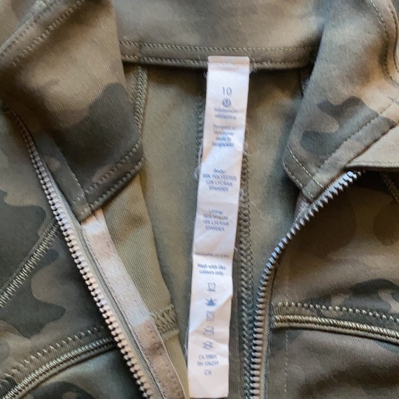 RARE Lululemon Camo Forme Jacket sz 10 - Picture 9 of 10